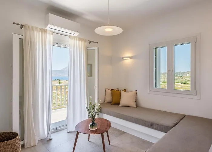 Holiday home My Adamantas (Milos)