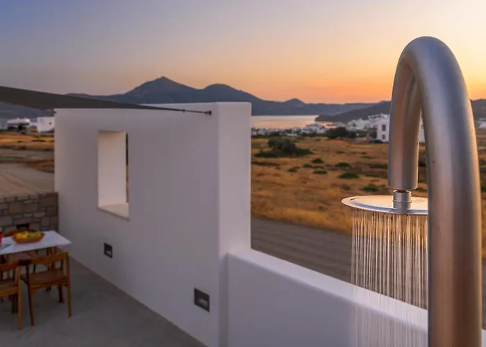 My * Adamantas (Milos)